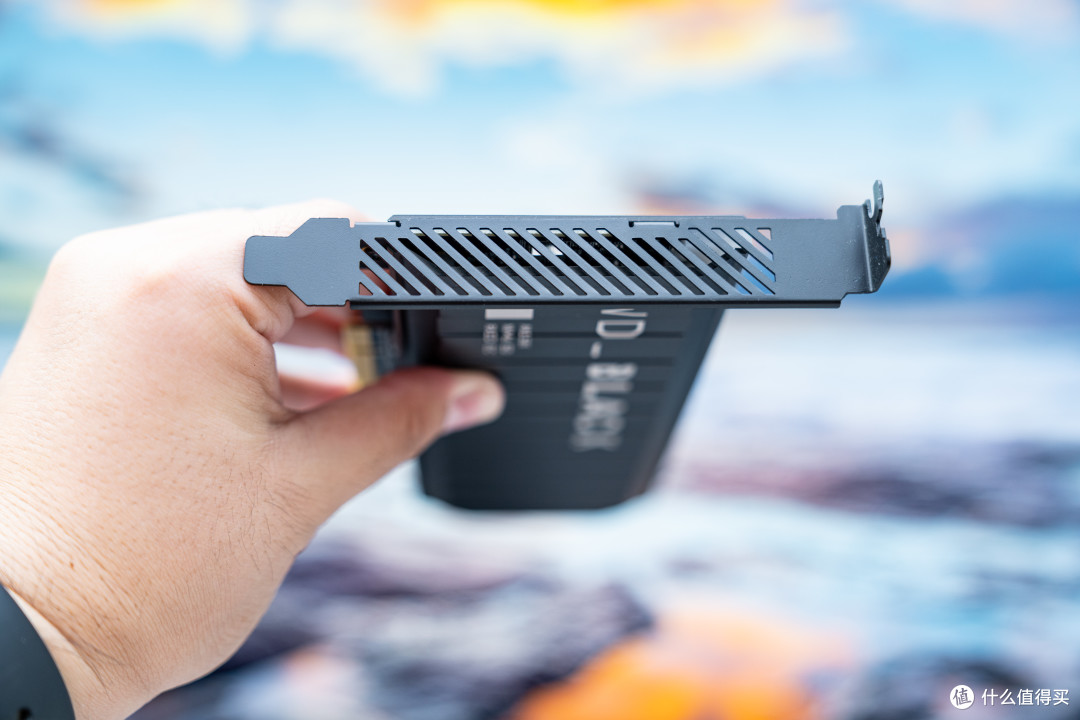 WD_BLACK AN1500 SSD 评测作业：狂飙 6500MB/s，快过 PCIe 4.0