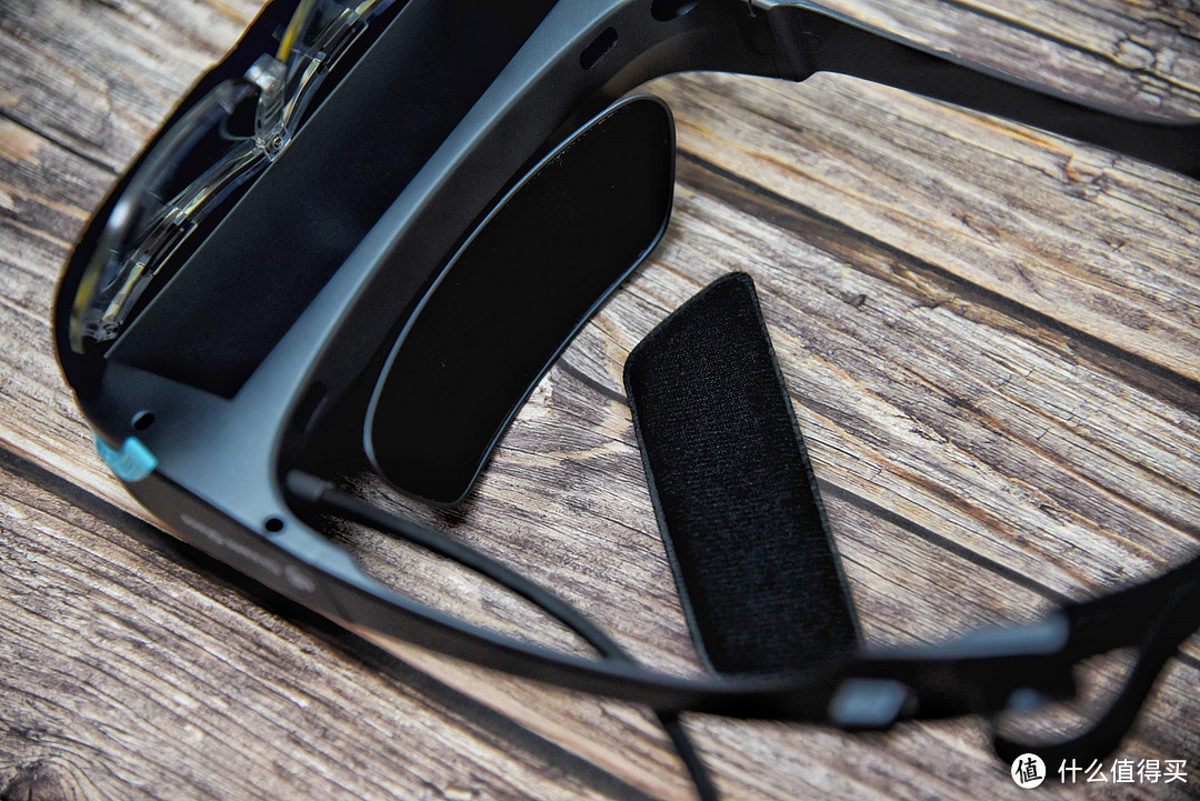 可随身携带的两百寸巨幕——Dream Glass 4K AR智能眼镜使用体验