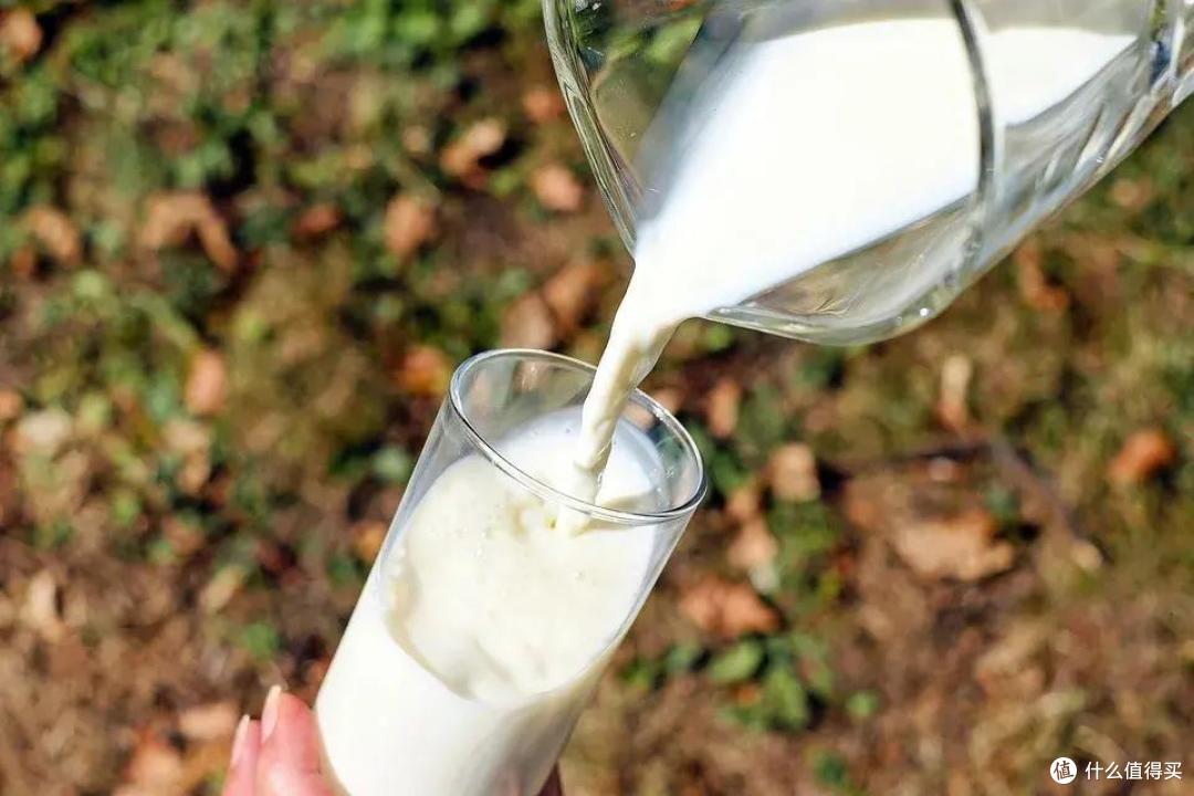 什么样的奶粉才是更好的?花爸的《配方奶粉评分准则》
