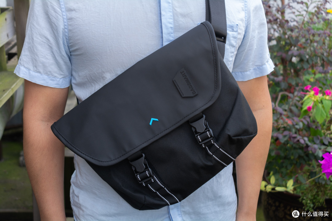一站式方案搞定你的通勤出行,BAGSMART UP系列邮差包体验报告