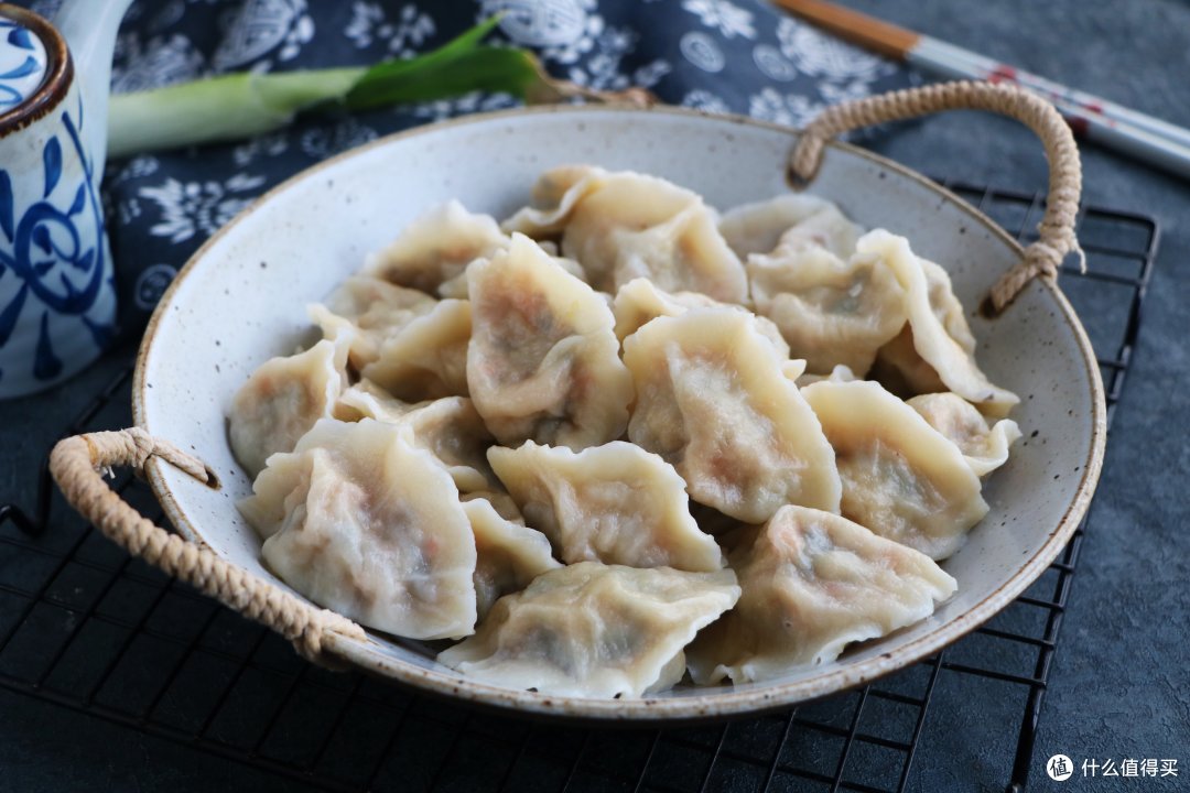 素馅饺子便宜营养，才8毛一斤，比肉的好吃