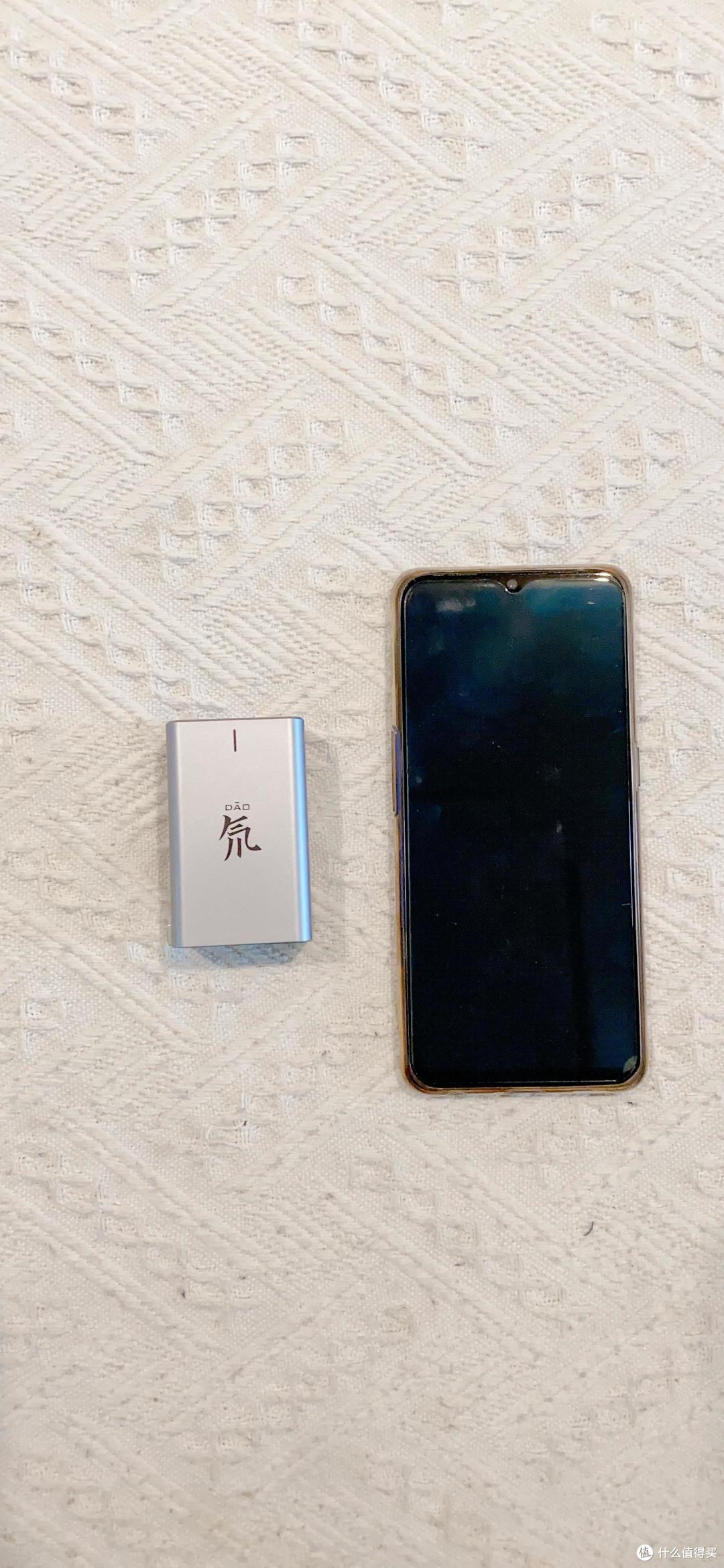 和OPPO reno3 （6.4英寸）比较