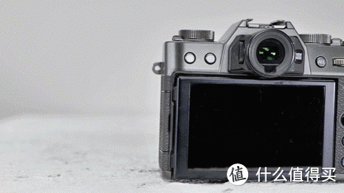 最不像富士的一台富士相机：X-S10详细测评