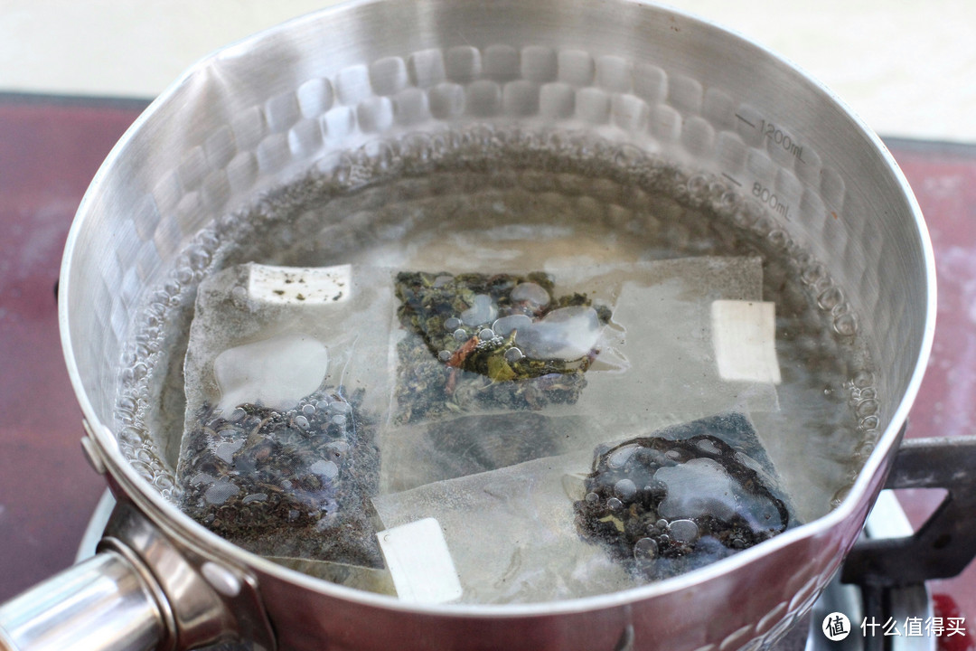 1盒牛奶3包乌龙茶,教你做美味饮品,Q弹浓郁比奶茶好喝,赶快学
