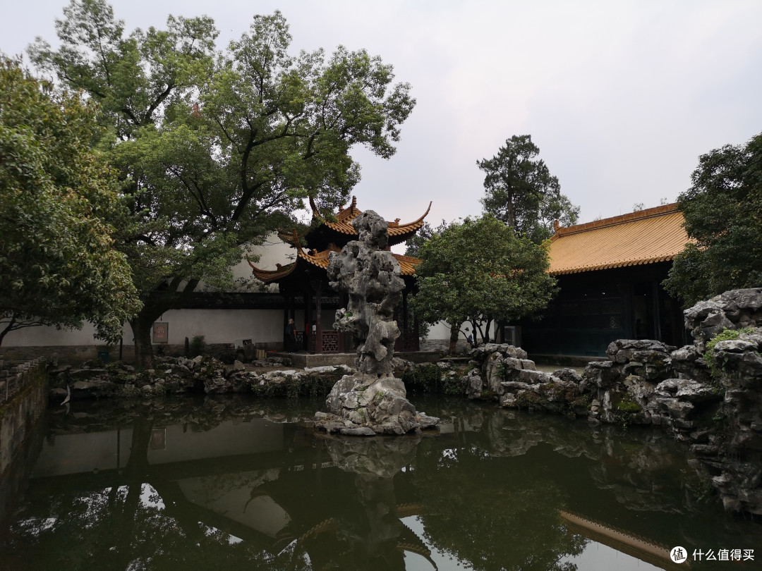 亭台小谢