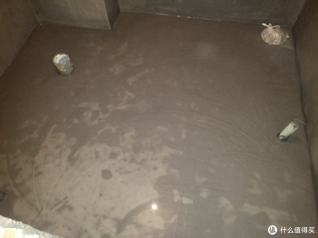 可能看不清楚,但是水很深
