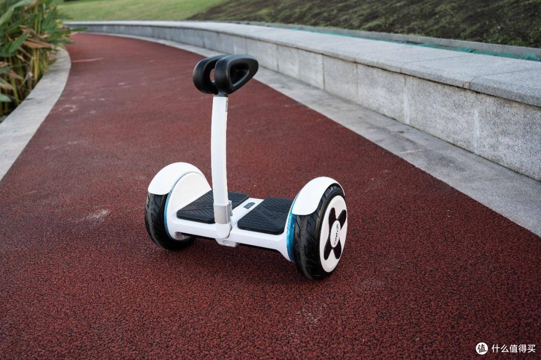 河边水水水篇七十六脚下生风360度溜达利器360平衡车p1上手试玩
