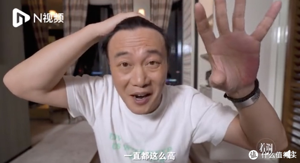 陈奕迅营业发新歌《致明日的舞》,采访透露危机感来自发际线