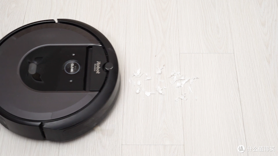 iRobot、科沃斯、石头三款扫地机同场竞技 谁最好用?