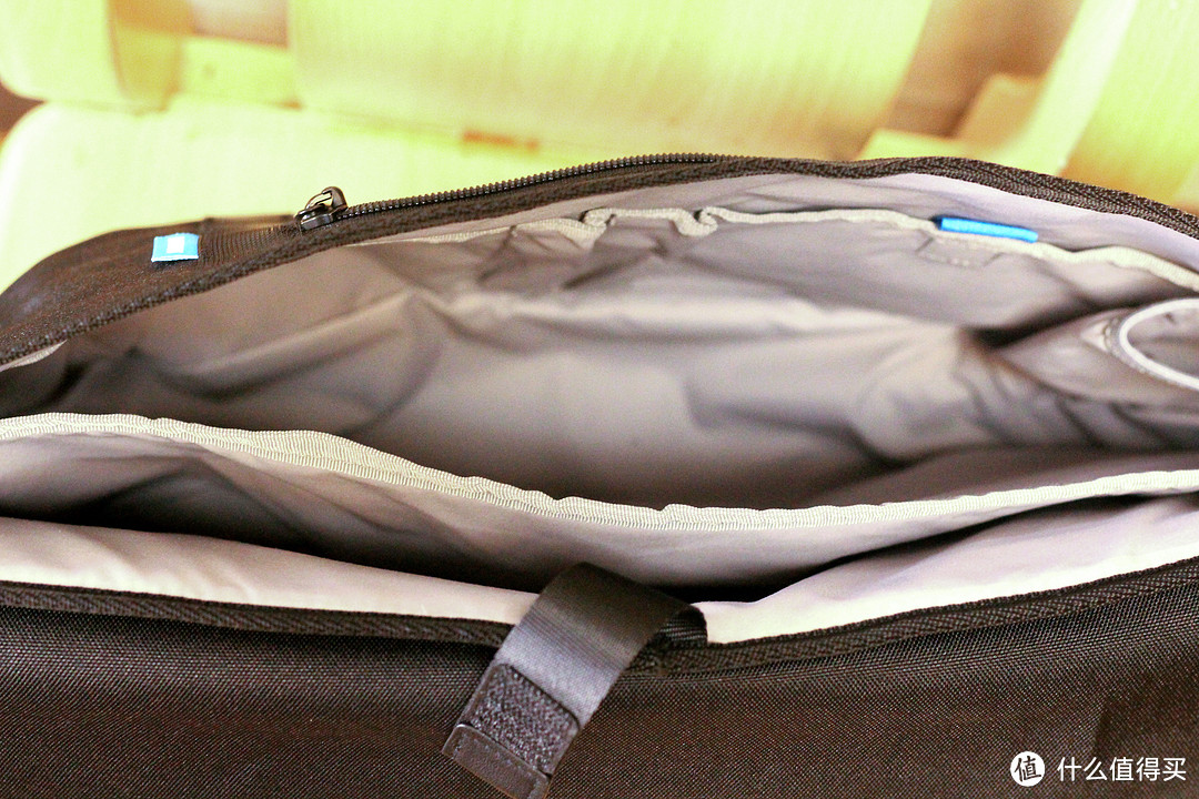 个性出行背啥包？bagsmart潮流斜挎单肩防泼水邮差包评测。