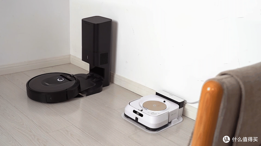 iRobot、科沃斯、石头三款扫地机同场竞技 谁最好用?