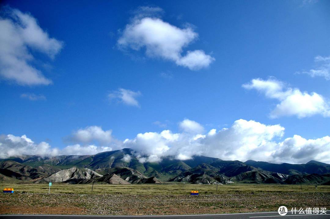 青海湖路上的风景