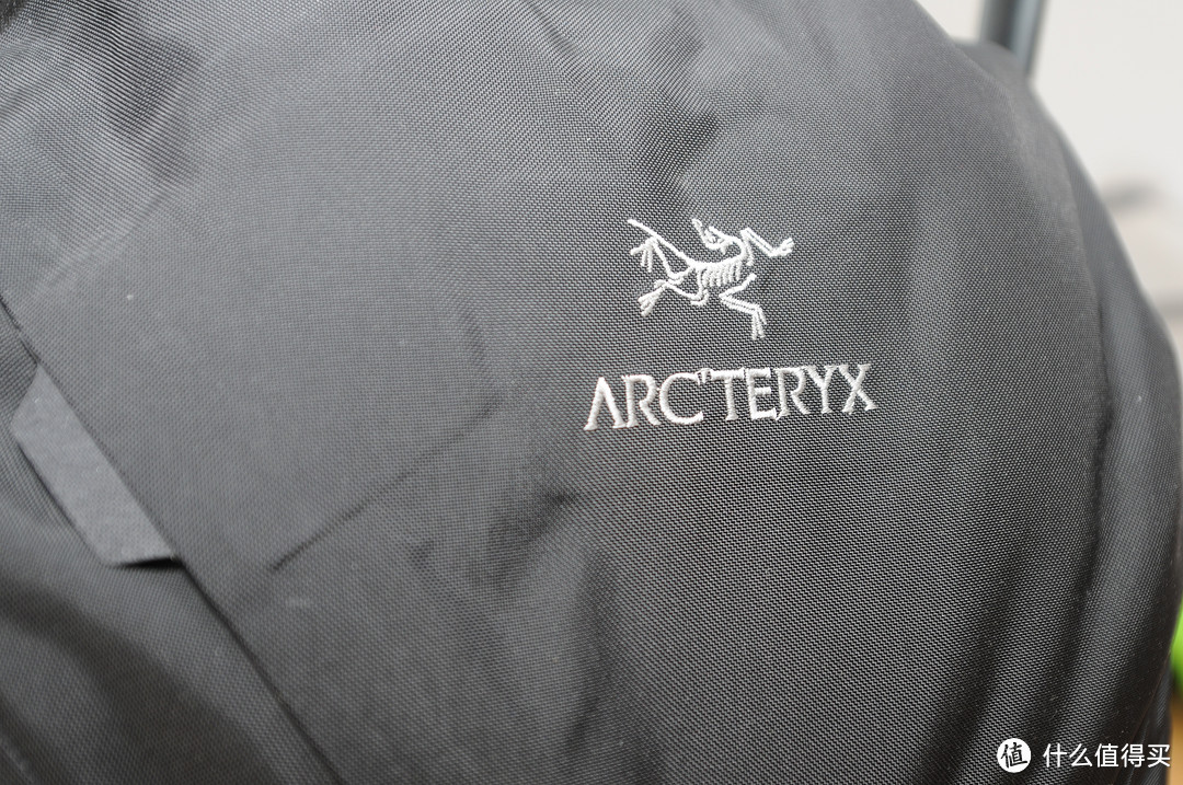 除了颜值还有啥？Arc'teryx Rolling Duffel V80