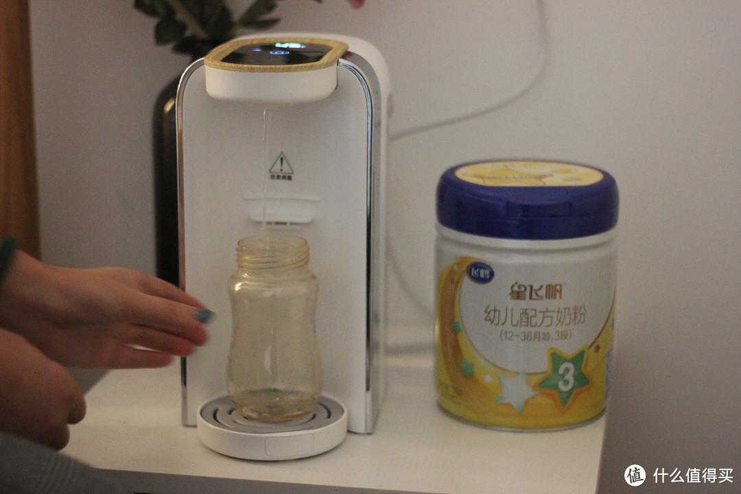 幸福感小家电分享:可以泡茶的即热饮水机,要不要试试?