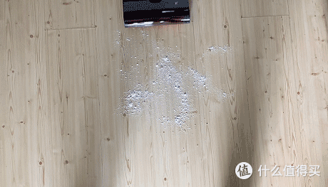 一人轻松扫全屋，娇小女生最爱用？顺造轻量手持吸尘器L1实战体验