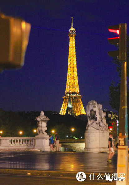 看完《爱米丽在巴黎》我想再去巴黎 