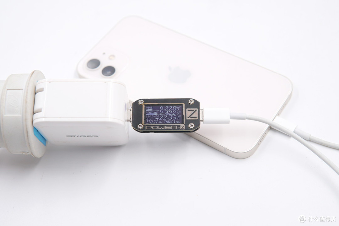iPhone 12用20W喂不饱?我们测试了34款30W PD充电器