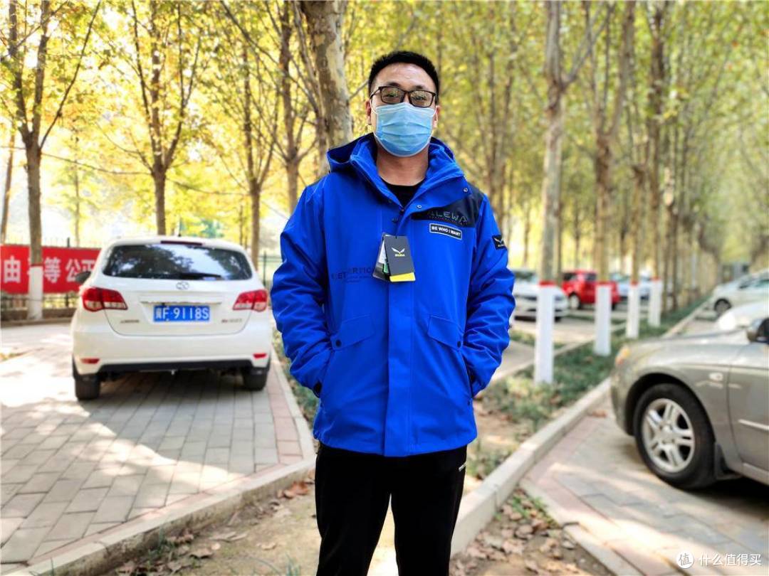 防寒保暖,透气耐磨,有版有型的沙乐华抓绒冲锋衣体验