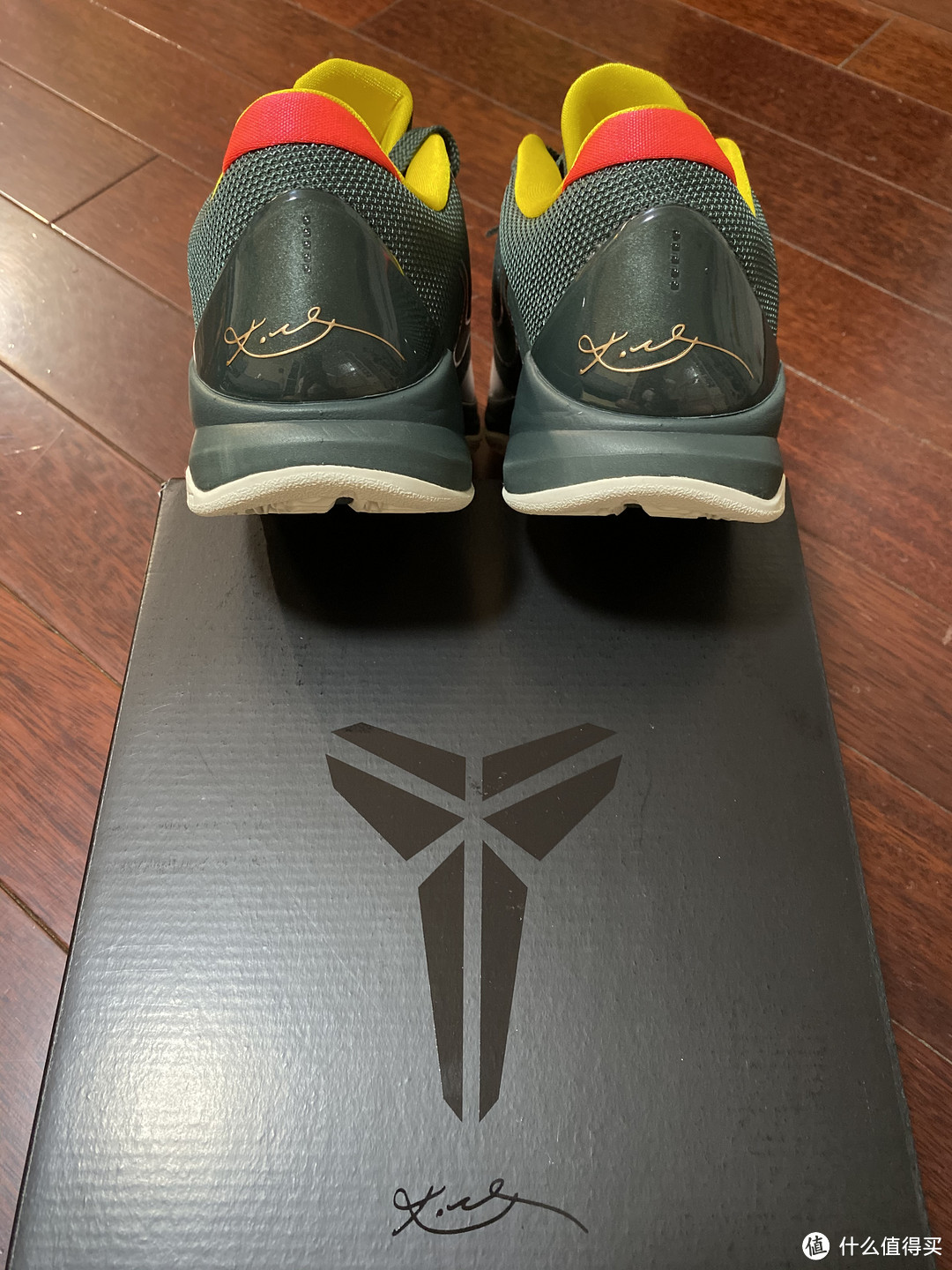 众球星上脚的Nike Zoom Kobe V Protro