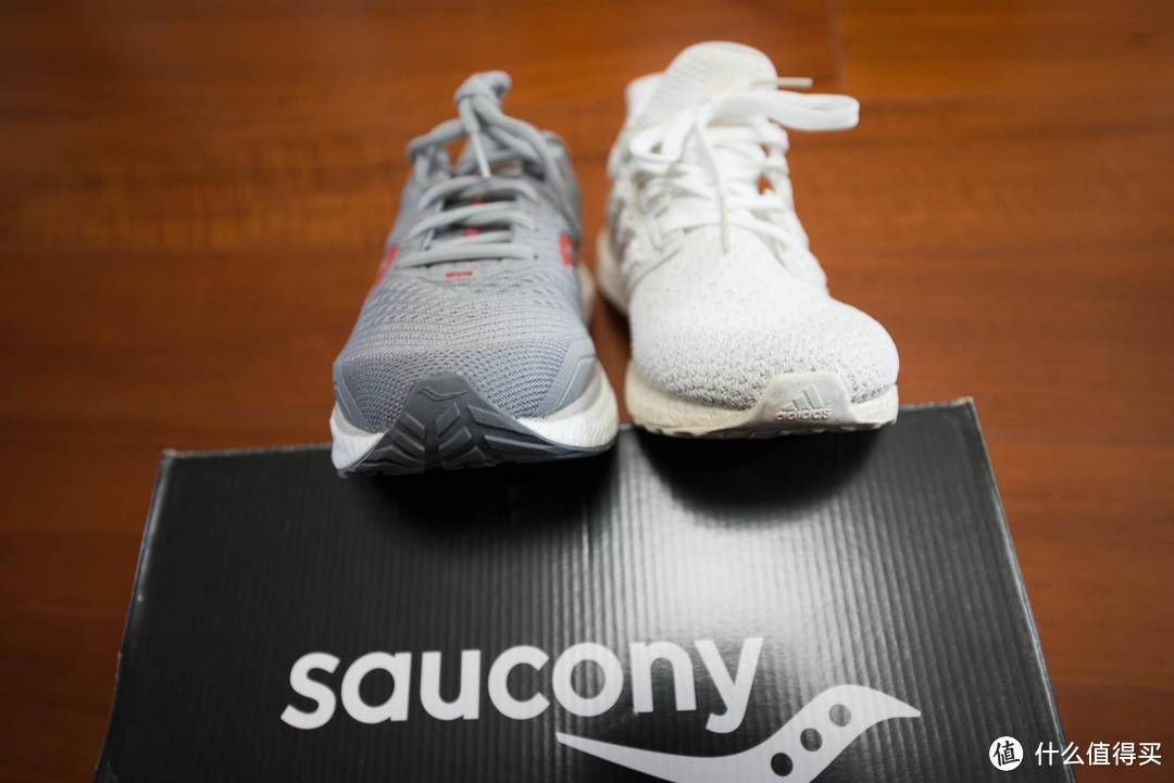 索康尼 saucony triumph 胜利18慢跑鞋评测和双十一索康尼跑鞋折扣清单