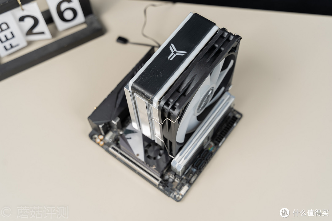 散热更给力,运行更安静、乔思伯(JONSBO)MX400 塔式风冷CPU散热器 评测