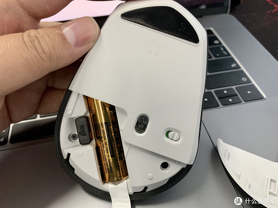 给Macbook配鼠标办公设备小升级──罗技M720简单开箱