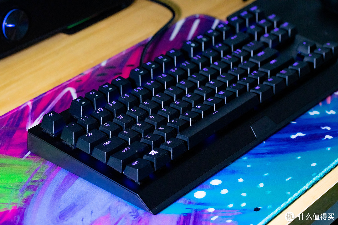 工作人的救赎，Razer BlackWidow V3 TKL让工作游戏两不误