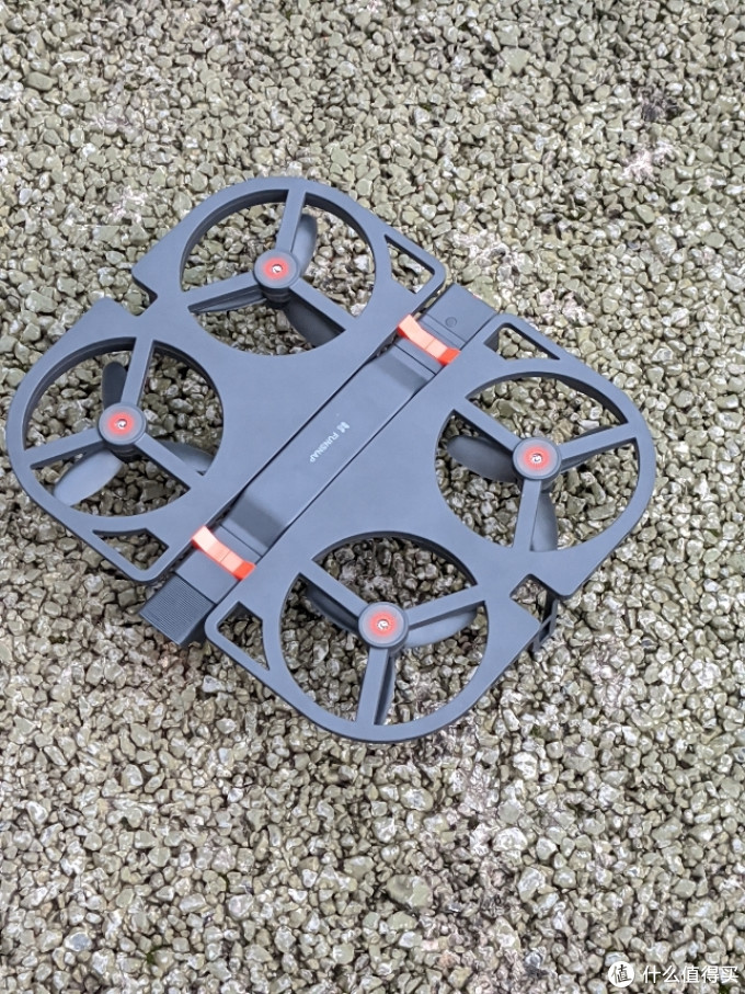 消费降级的中年玩具我的杂牌无人机