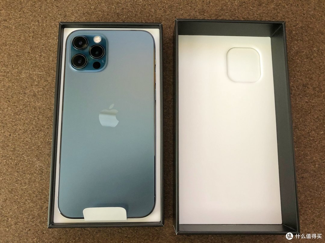 IPHONE12 PRO 海蓝色简单开箱初体验