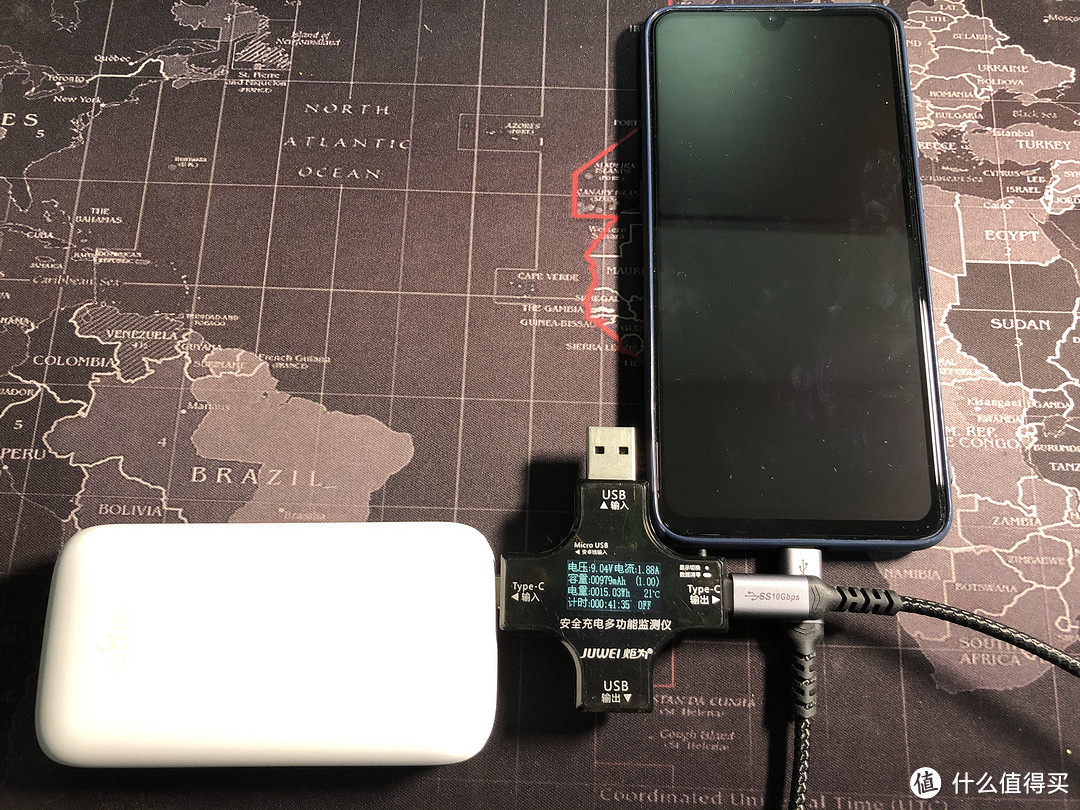 身材娇小惹人爱—aigoX10P移动电源（快充版）10000mAh