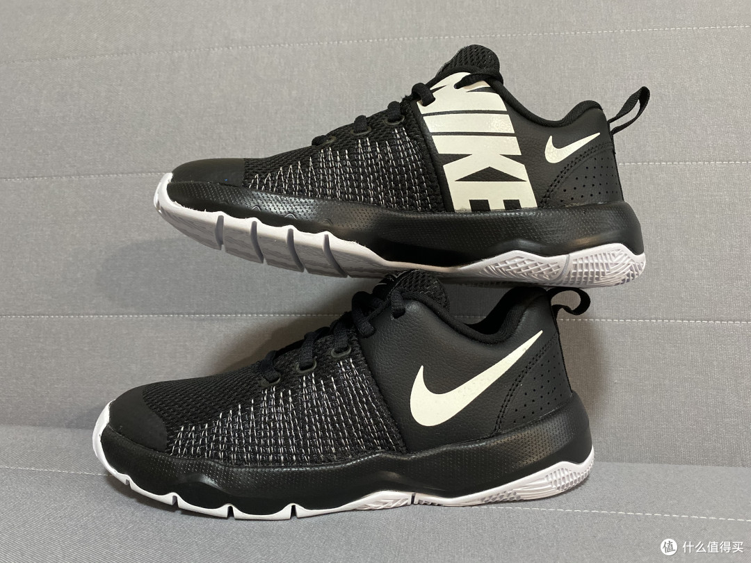 Nike Team Hustle D 8童鞋