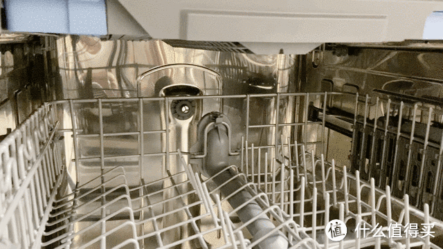 不改造橱柜就不能安装大容量洗碗机？无需改造也能用超大容量智能烘干洗碗机！