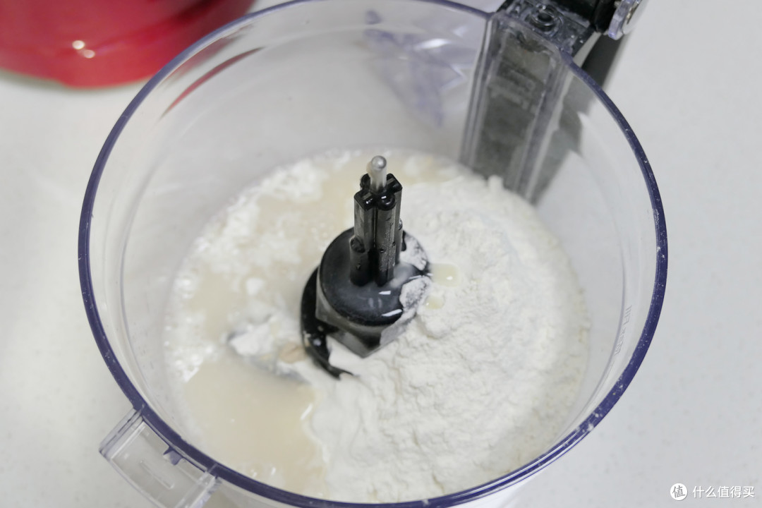 厨房里的颜值担当:有颜有料的KitchenAid料理机,让下厨更简单