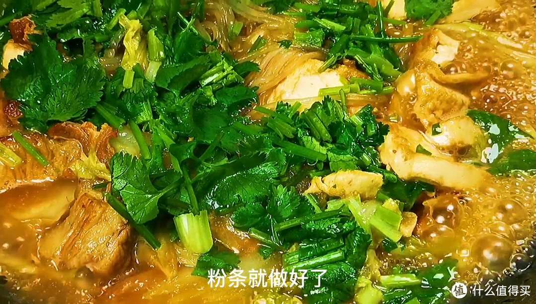 一切语言不如回家吃饭，今天我们做白菜炖豆腐，汁浓味美香味足