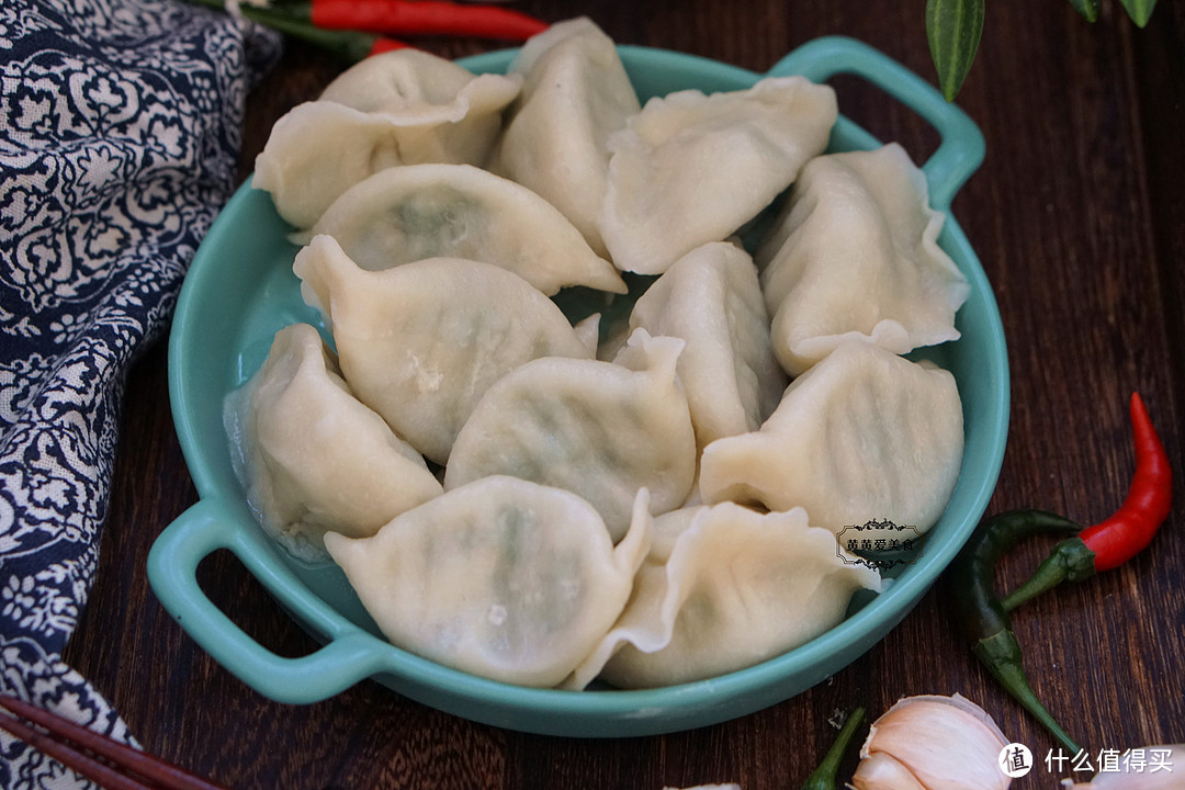 立冬吃饺子，我家最爱光鱼馅，皮薄大馅满嘴汤汁，太鲜美了