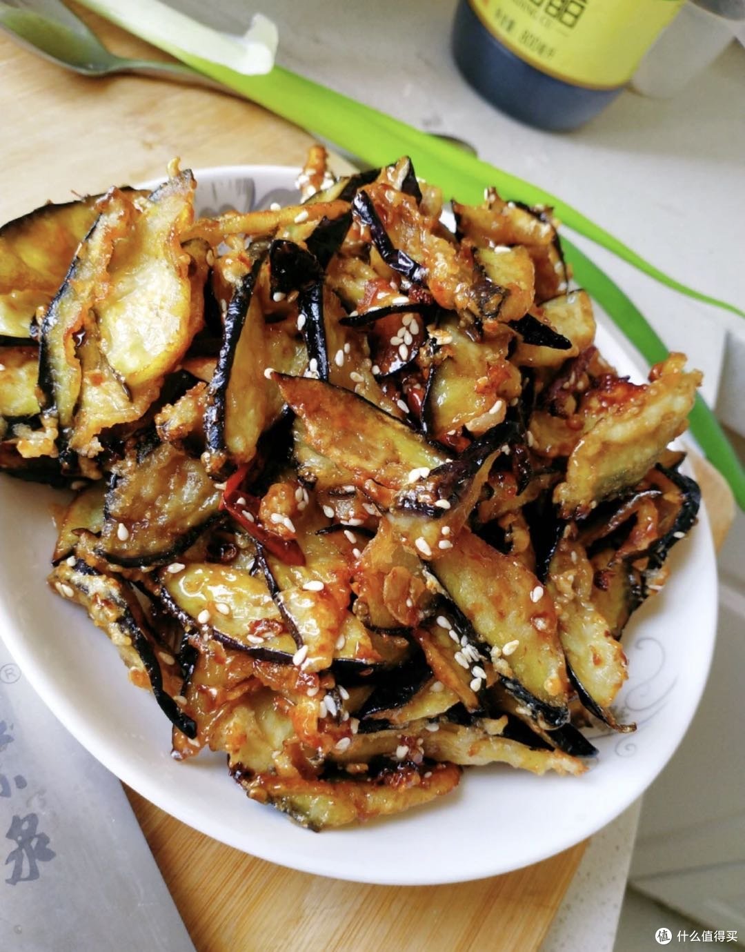 外酥里嫩的风味茄子,自己在家也能做,一招教你成大厨