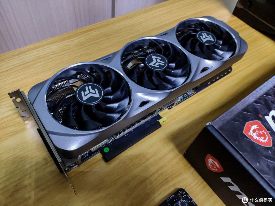 把RTX3090+8核处理器塞进￥200多块钱的MATX闷罐机箱：Tony哥的4号机装机日记