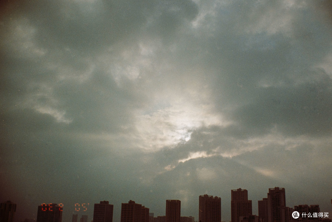 ColorPlus100+尼康55 3.5+尼康es-1+尼康D750翻拍，尼康F80+福伦达50 2.8