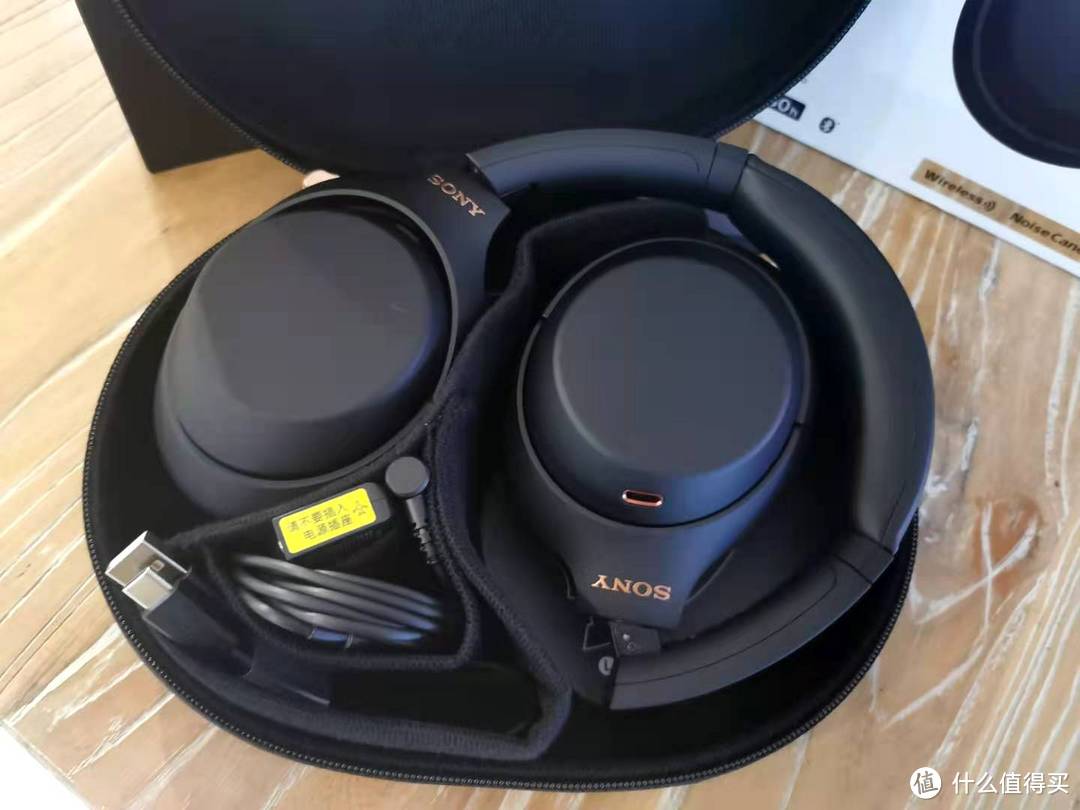 蘑菇玩外設篇九十四音質表現更好細節更加到位索尼sonywh1000xm4降噪