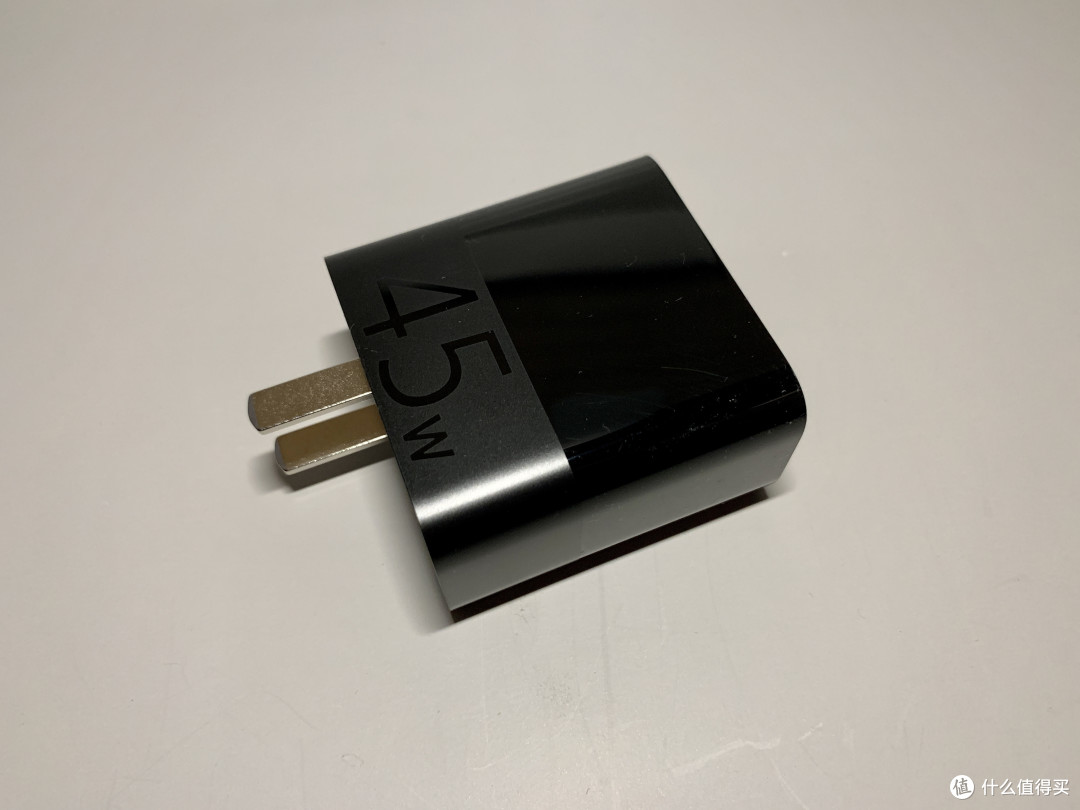 zmi紫米新款45w充电器上手及简单评测