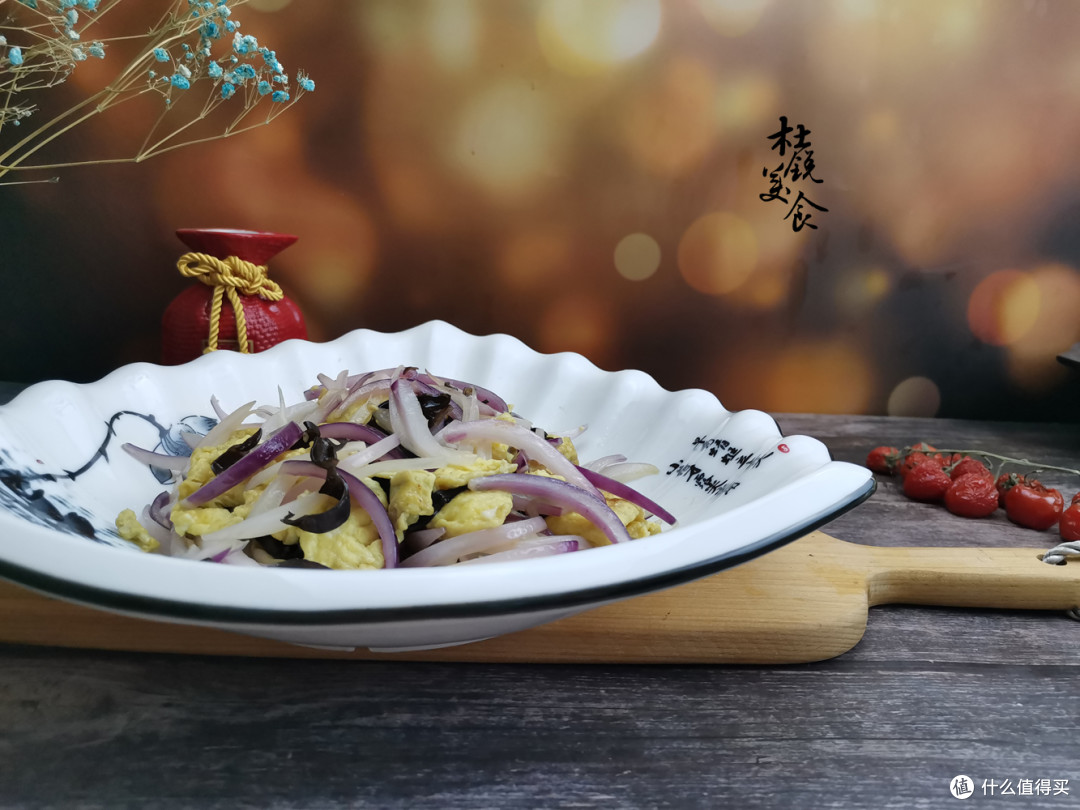 这食材特便宜,5元1大兜,对中老年人却是宝