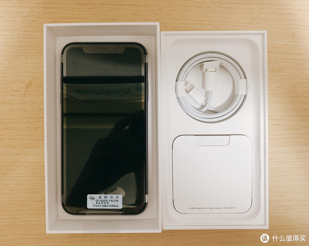 拼多多买手机送耳机下车：iPhone 11+AirPods 2只需4499元