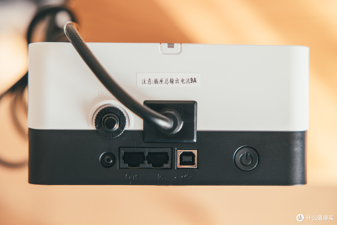 换一种设计思路更实用,NAS守护神—山特TG-BOX850 UPS体验