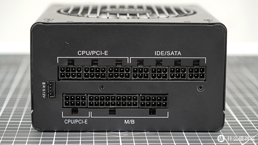 卧式3A ITX主机装机：RTX3070+10个硬盘位，兼顾高性能与大存储
