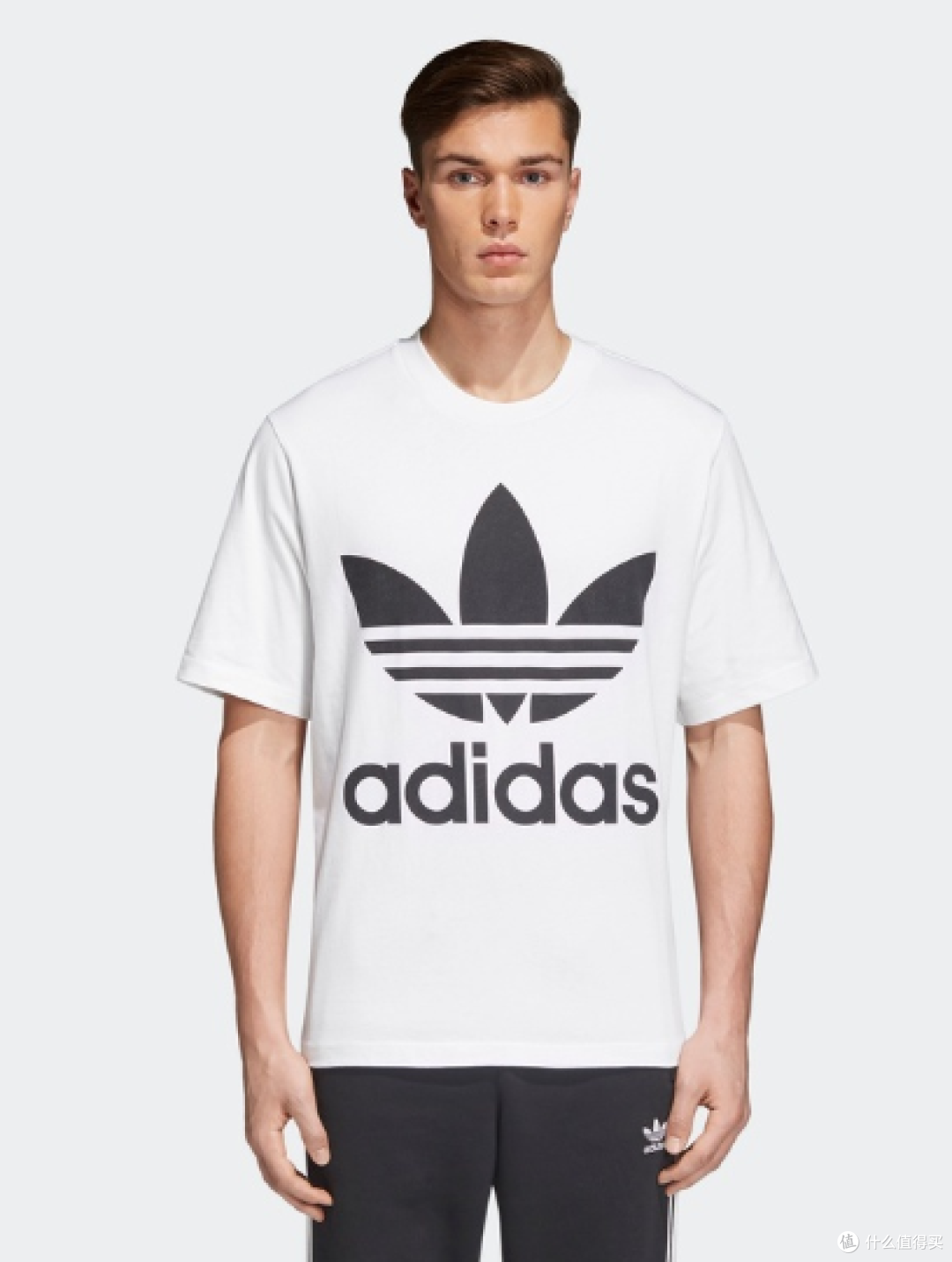 adidas阿迪历久不衰 拍照好看 年年上架年年买空 买了会一直穿的鞋服都有哪些?