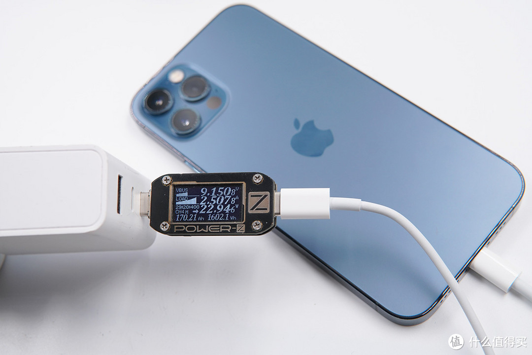 笔记本充电器可以给手机充电吗？iPhone 12 Pro实测