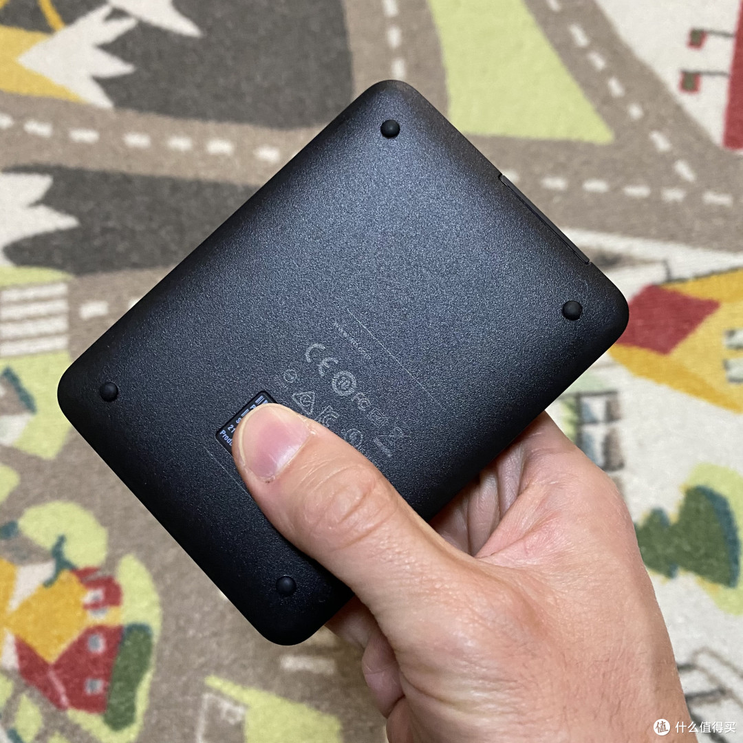 速度快容量大!巴掌大小的WD Elements 4T USB3.0移动硬盘