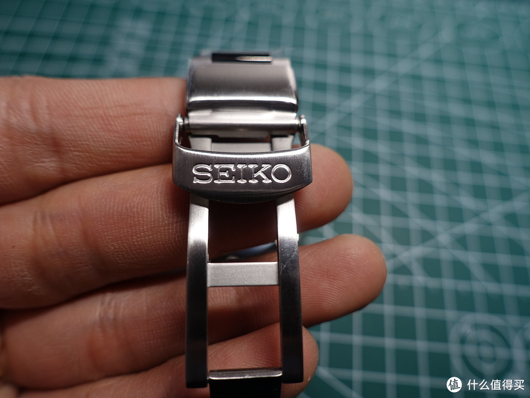 精工潜水表SEIKO SPB077/SBDC061开箱及更换表带