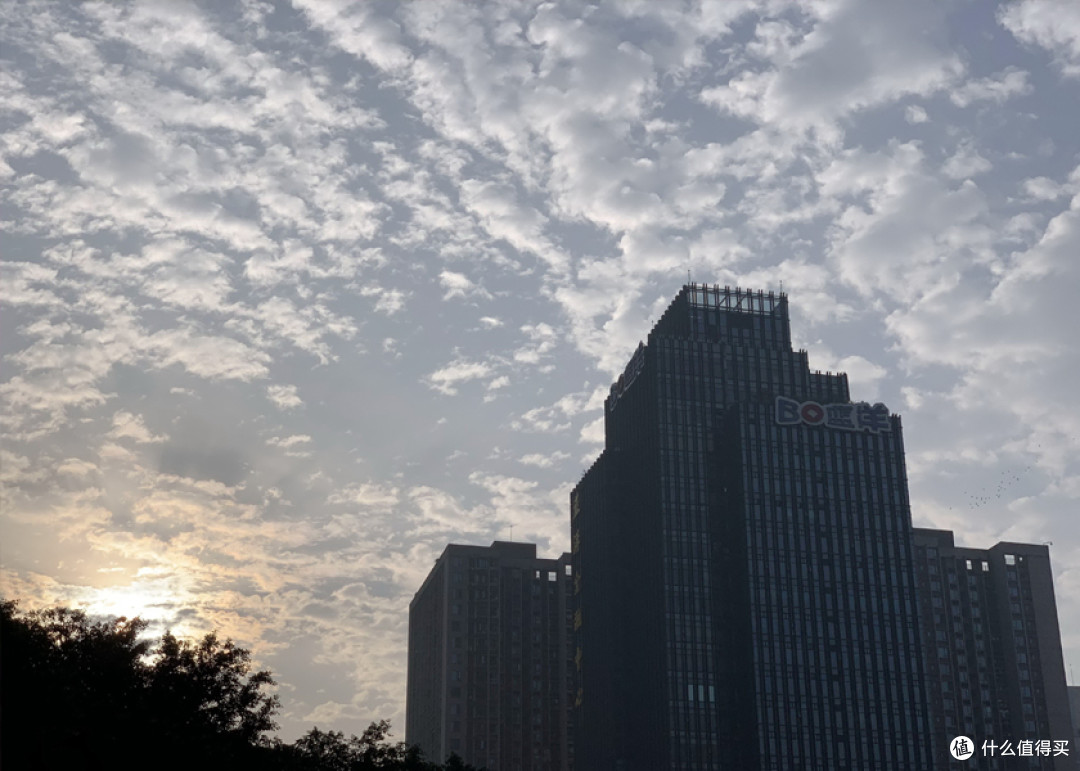 iPhoneXS Max手机适合入手吗?来个随拍体验