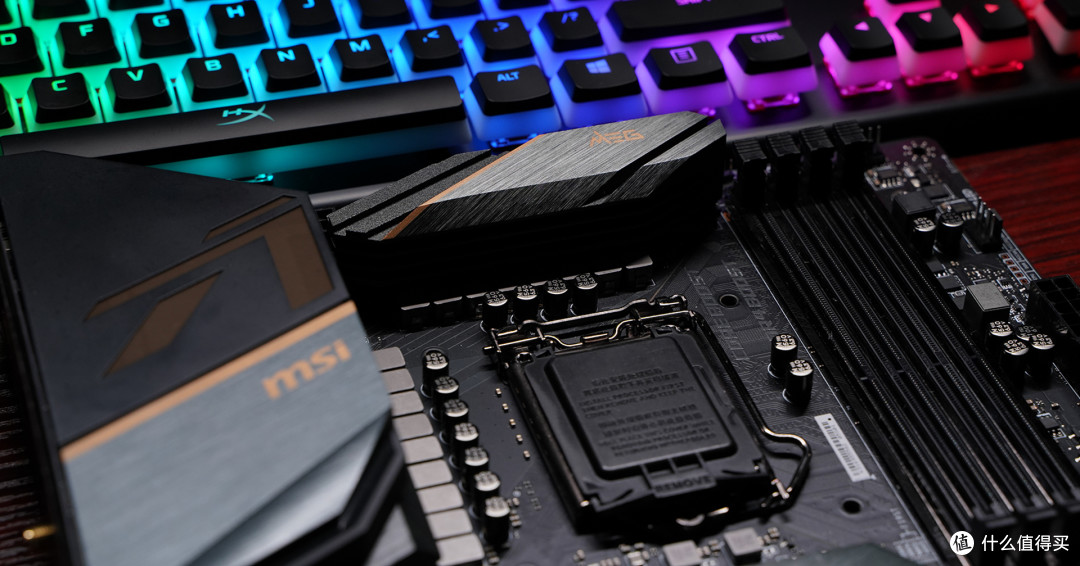 上代旗舰哭晕在厕所 RTX3070大战2080Ti